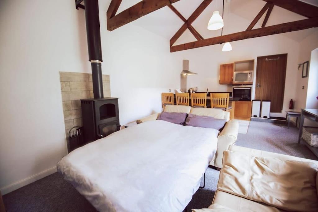 Cosy Cottage On Banks Of River Wye Foy 外观 照片