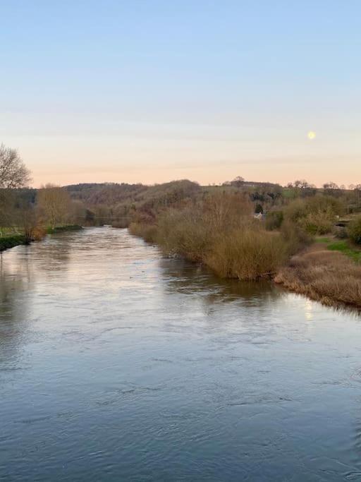 Cosy Cottage On Banks Of River Wye Foy 外观 照片