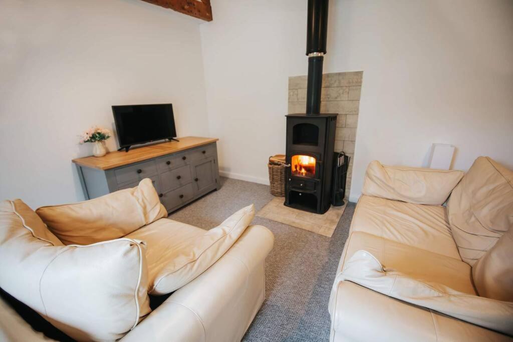 Cosy Cottage On Banks Of River Wye Foy 外观 照片